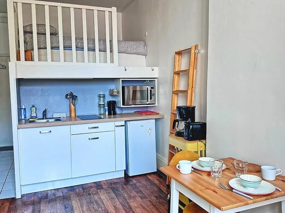 Studio Central Et Confortable Villeurbanne France